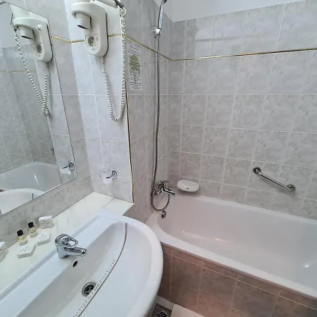 Belvedere فندق