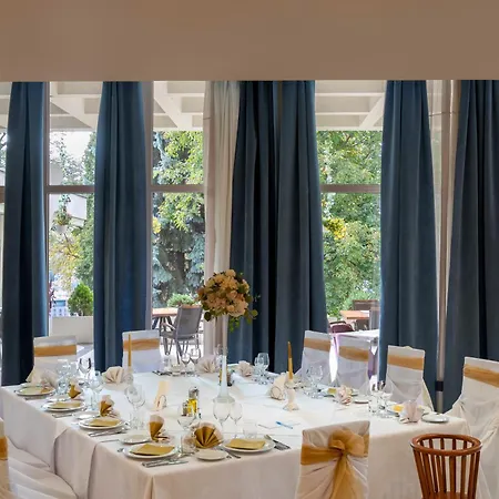 Belvedere Hotel 3*